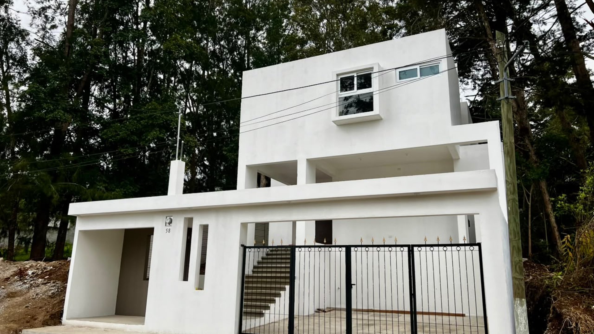 Casa grande en renta en Arrazola Panorama Carretera a El Salvador km 16