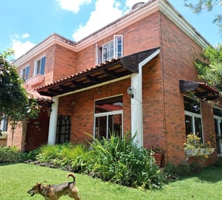 Casa en venta atrás de PriceSmart, CES