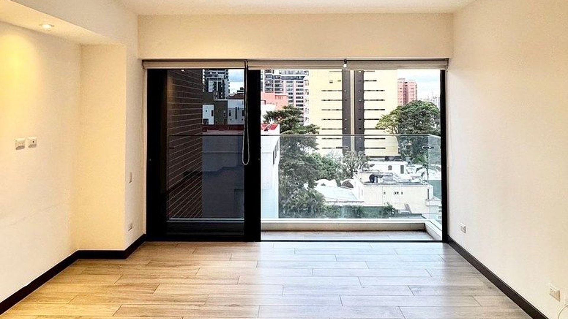 Apartamento en VENTA o RENTA – Novus, Zona 14