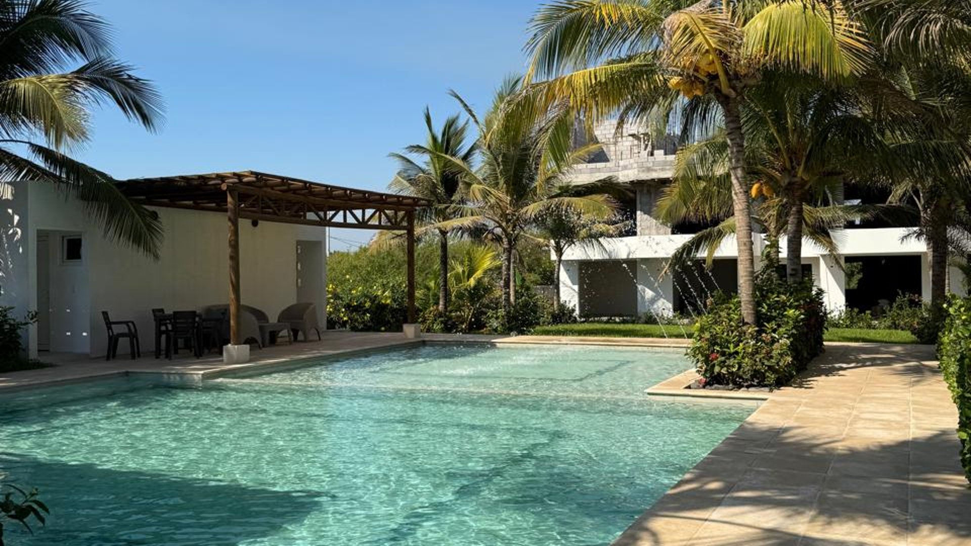 Apartamentos Frente al Mar con  Título de Propiedad en Venta - Miniatura 7
