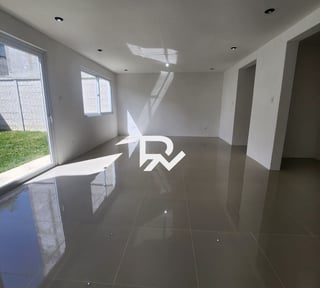 Venta de casa para estrenar en hacienda Real zona 16