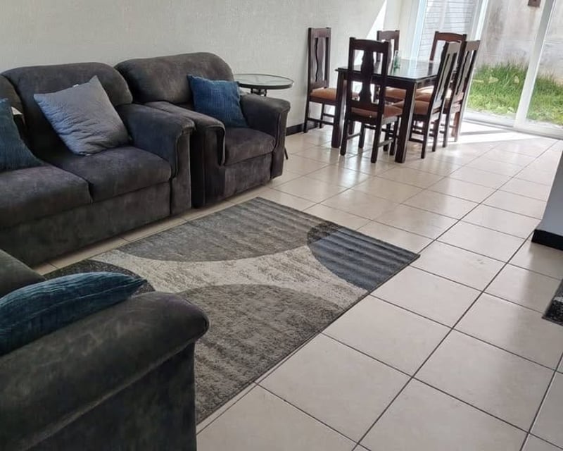 CASA EN RESIDENCIALES ALTOS DE VILLAGE 2 KM. 25 CAES