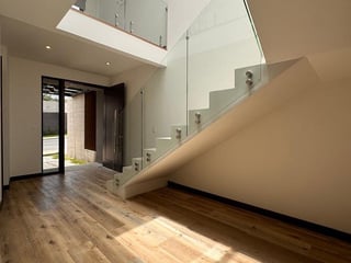 Casa en Renta en Lugana de San Isidro, Zona 16 - 3