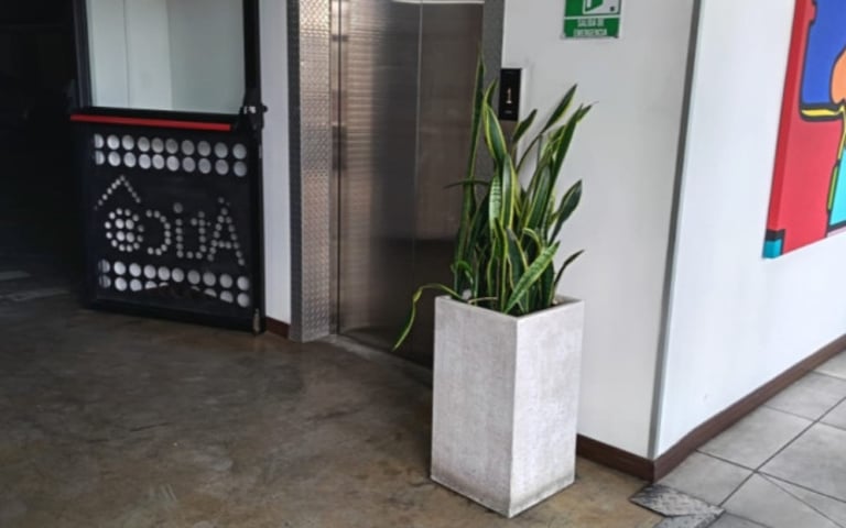 Bodeguita En Renta en Zona 13 - Miniatura 2