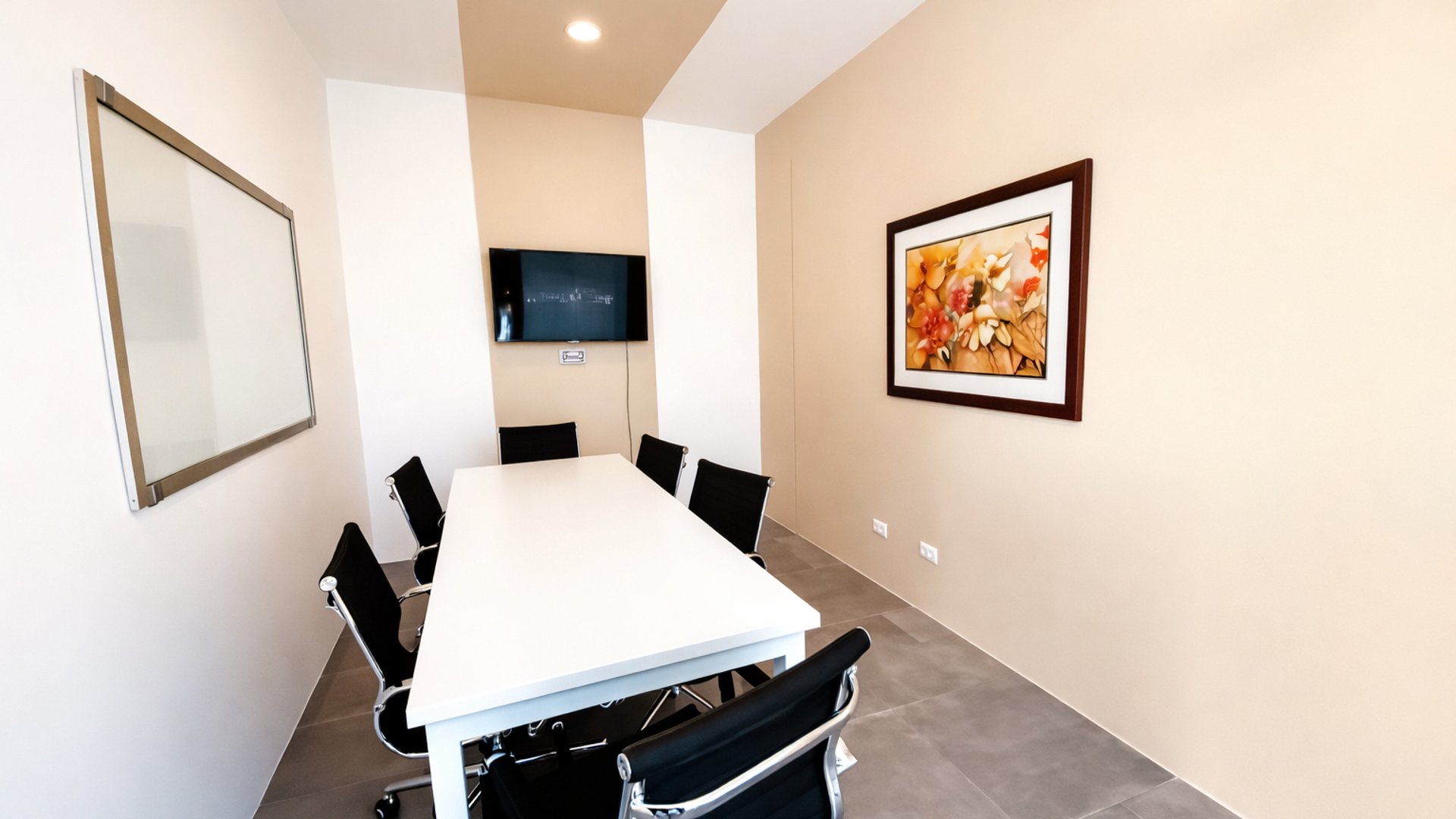 Apartamento Amueblado En Renta Zona 14 | Condado Catorce - Miniatura 16