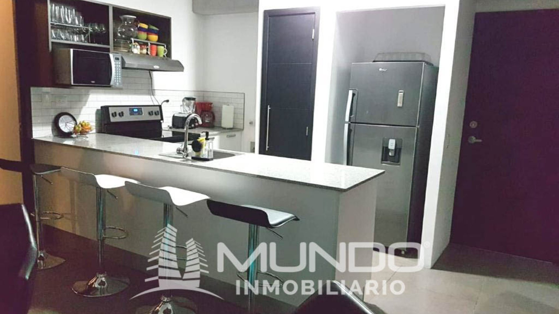 APARTAMENTO AMUEBLADO EN VENTA ZONA 10 - Miniatura 5