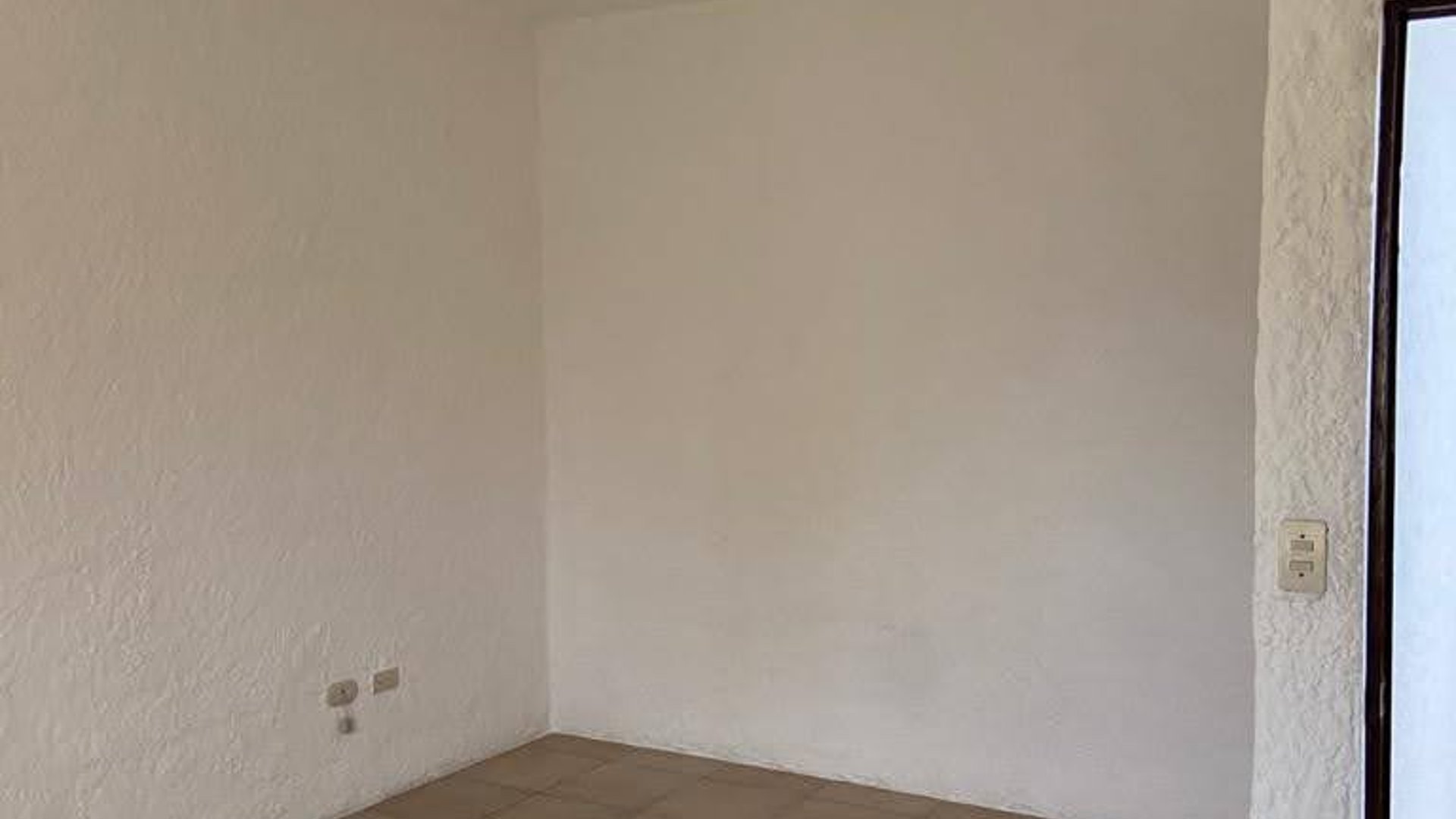 Casa en venta, en zona 17 - Miniatura 11