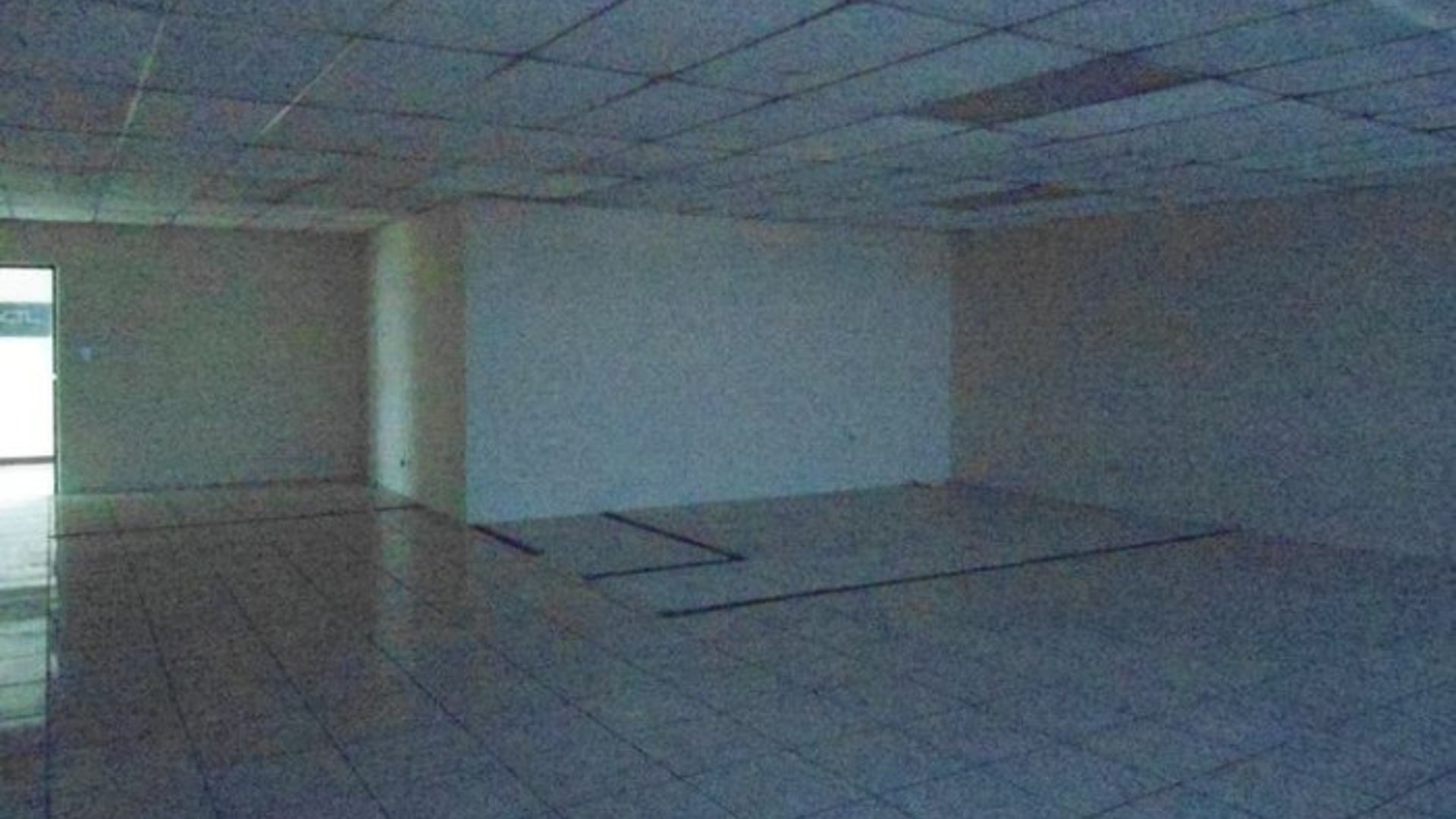 Oficina comercial en renta en zona 11 - Miniatura 5