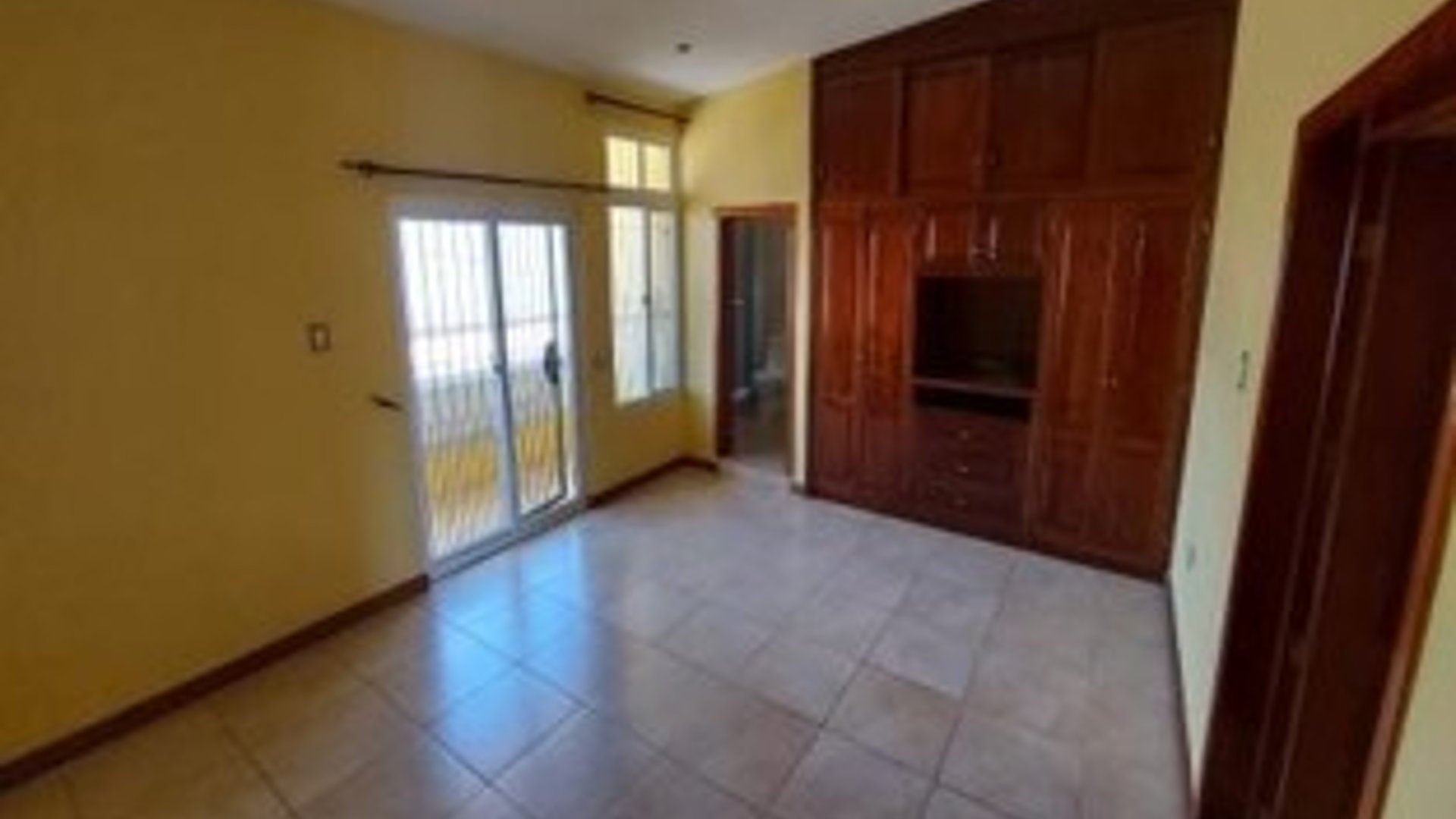 Vendo linda casa en z2 , Colonia El Sare Jalapa - Miniatura 4