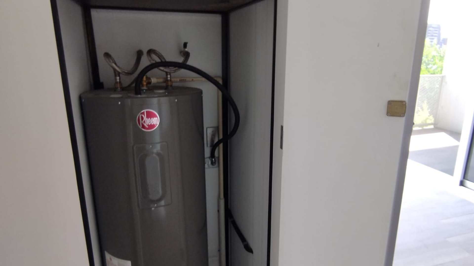 ???? APARTAMENTO EN RENTA – 2 HAB + 2 BALCONES | NARAMA | ZONA 13 - Miniatura 13