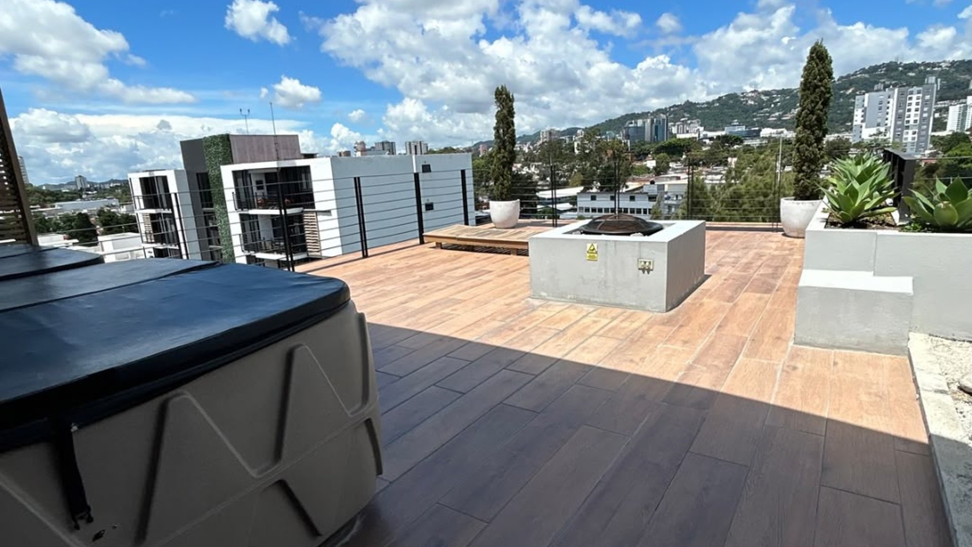 Apartamento en renta Amueblado en zona 14 - Miniatura 21