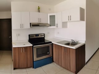 Se vende apartamento para inversión en zona 7 Rentado - 5