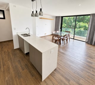 Apartamento en renta de 3 habitaciones en Parque 15, zona 15 Ref-6080