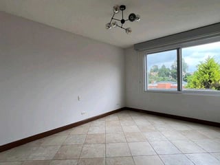 Venta de amplia casa en Km 20 Carr. a Fraijanes, Colinas de Castel (C) - Image 11