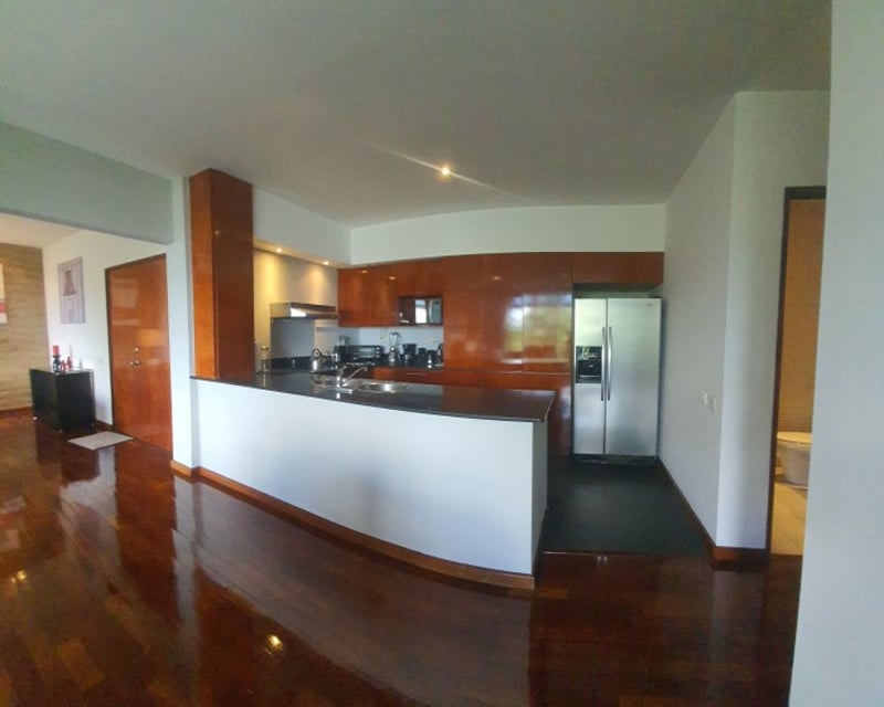 En Renta y Venta Apartamento cercano a Zona 15