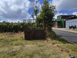Terreno Comercial en Renta Santiago Sacatepéquez - 4