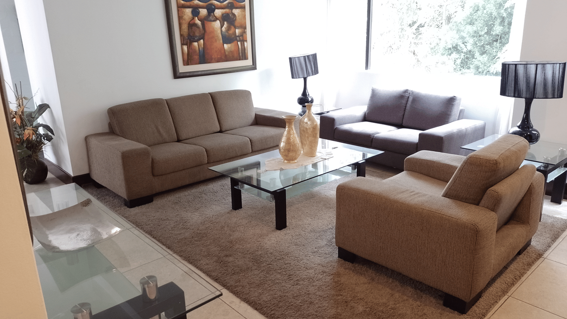 Alquilo Apartamento Full amueblado Zona 10 Moradas del Acueducto