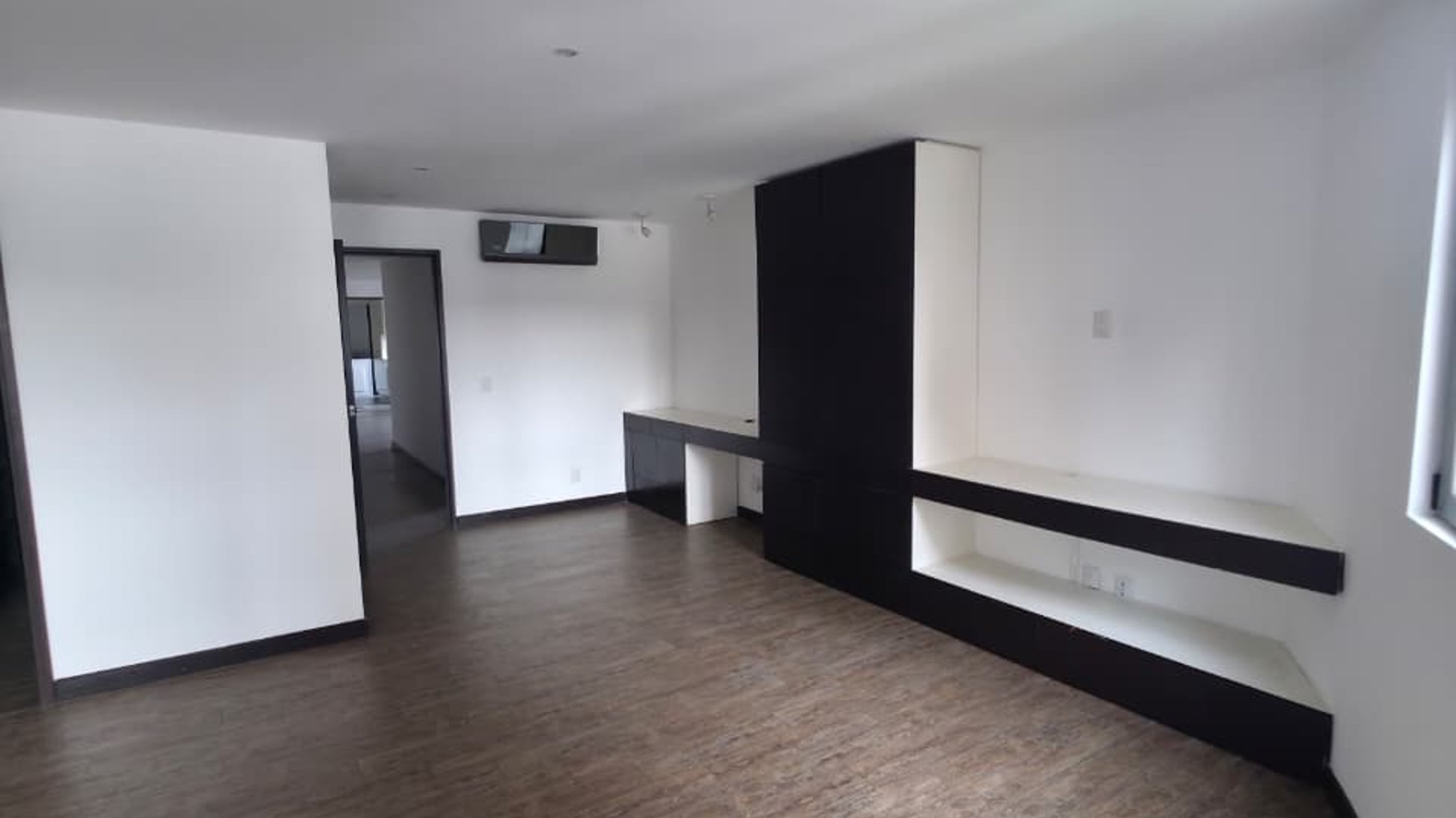 Apartamento en Alquiler Edificio Attica II, zona 14 - Miniatura 31