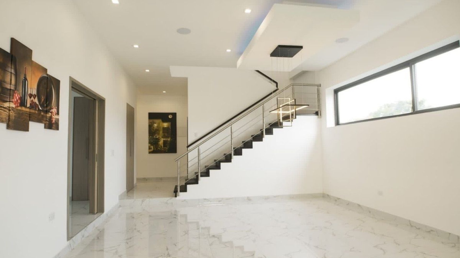 LA FONTANA / CASA EN VENTA , CES