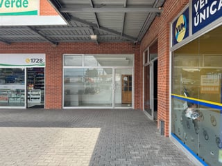 LOCAL DE 60M2 EN DELTA BARCENAS - 4