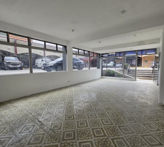 Local Comercial en RENTA Nivel 1 Zona 13 Las Américas