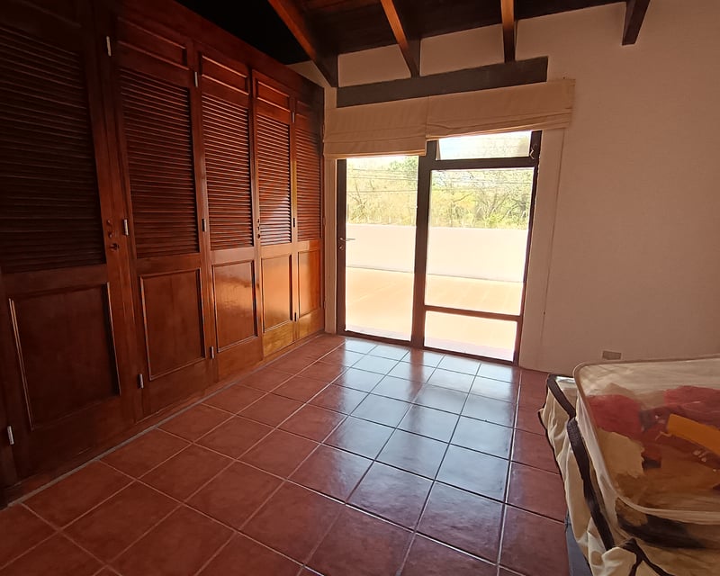Amplia casa en venta en El Zapote zona 2