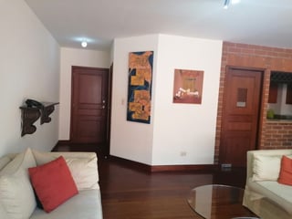 En venta apartamento con muebles rentado en zona 14 - 4