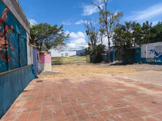 Terreno en venta Avenida Petapa  - 2