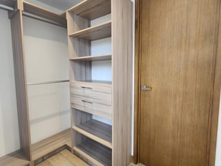 Apartamento en venta en la zona 14 la Villa - Image 10