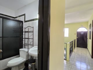 Casa en Venta en Altos de Barcenas Villa Nueva - Image 19