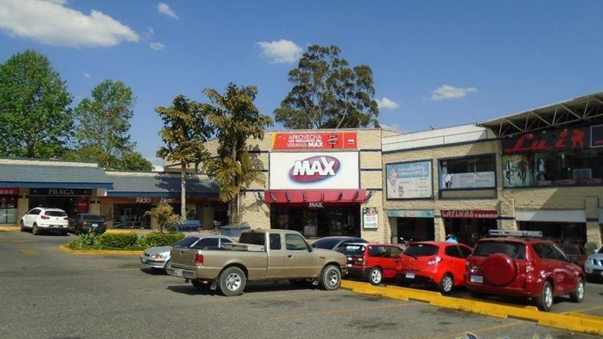 CityMax Diamond Alquila Local en San Cristobal - Miniatura 7