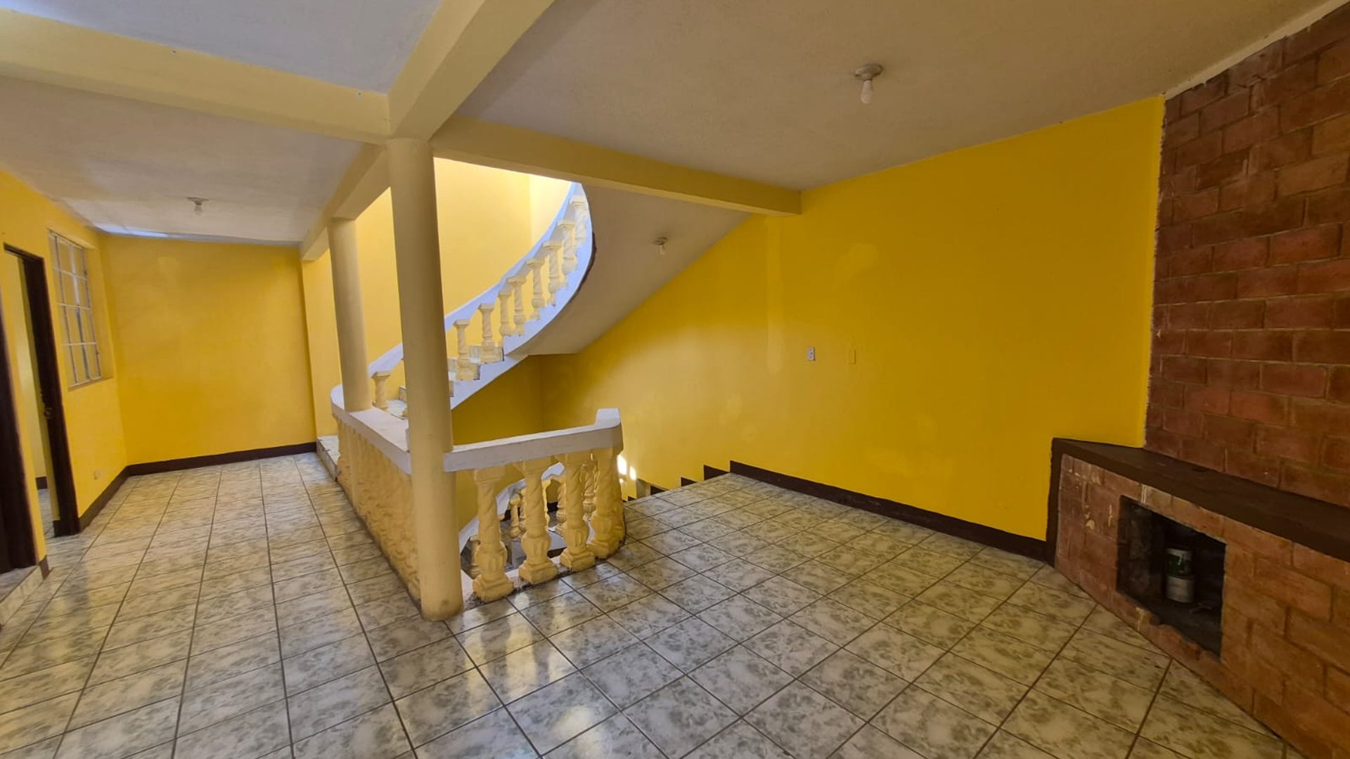 VENTA Casa Zona 2 de San Lucas Sacatepéquez - Miniatura 3
