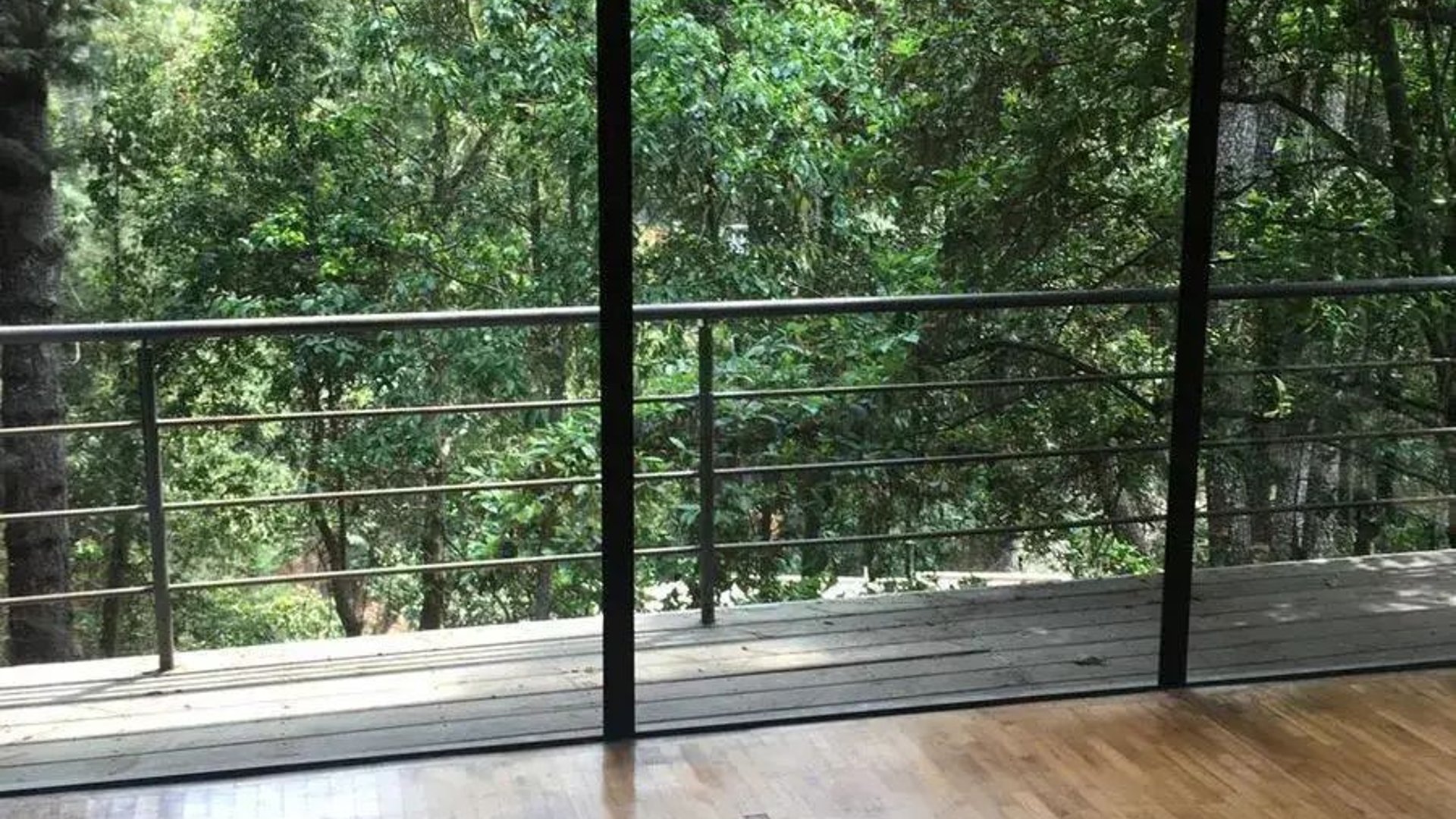 CASA EN ALQUILER • CONDOMINIO EXCLUSIVO EN MUXBAL