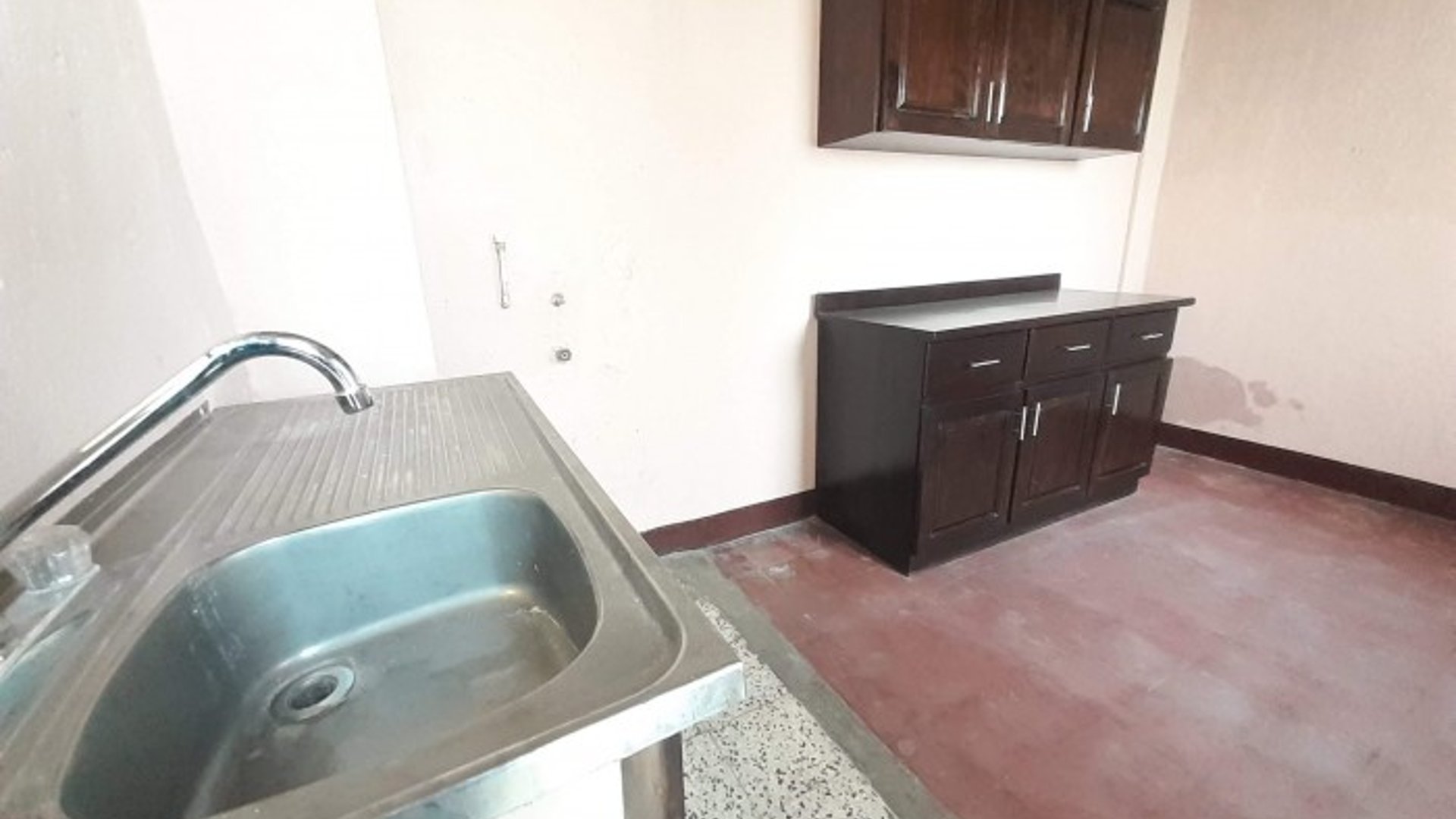 Propiedad en Venta con Apartamentos en Calzada San Juan - Miniatura 10