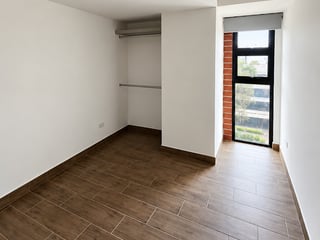ALQUILER DE CÉNTRICO APARTAMENTO - MODRA, ZONA 04 - 2