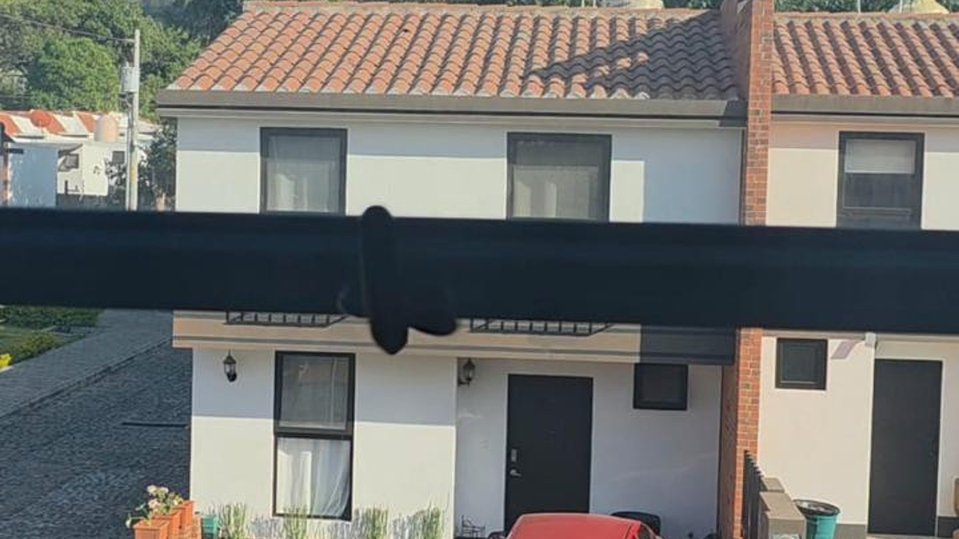 CASA  EN VENTA Y RENTA EN SENDEROS DE COMENDADOR