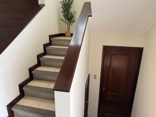 📍 CASA EN VENTA – 4 HAB + JARDÍN | PORTAL SAN ISIDRO II | ZONA 16 - 3