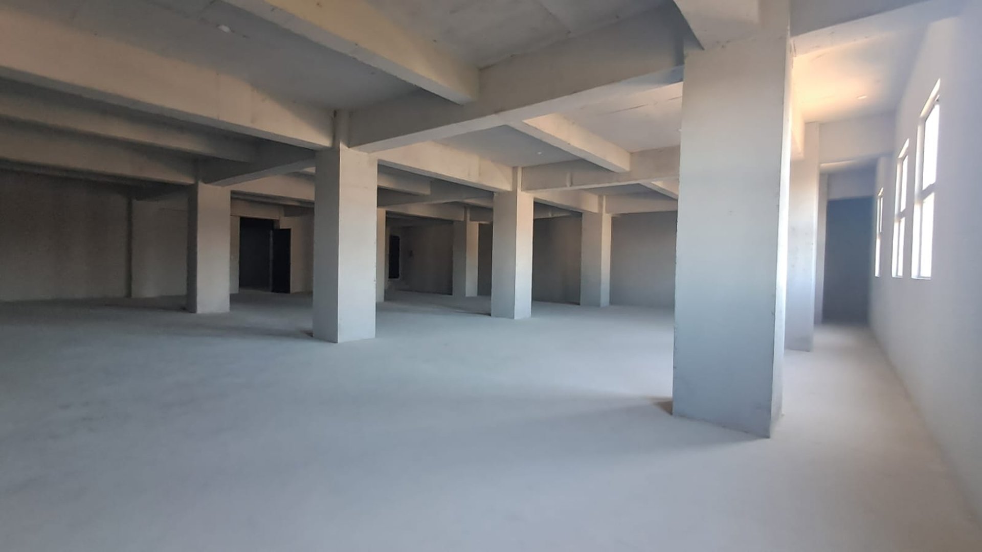 ???? BODEGAS EN RENTA – AVENIDA ELENA Y 20 CALLE | ZONA 1 - Miniatura 7