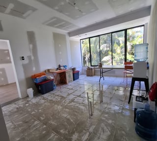 Local Comercial en Renta en Plaza Comercial en zona 14