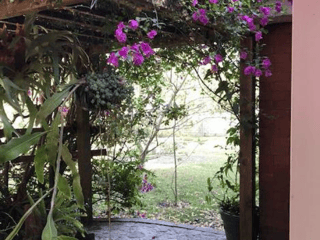 Preciosa casa en venta en carretera a El Salvador - Image 1