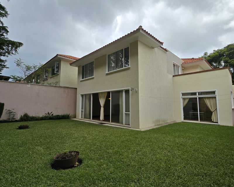 Casa en Venta en Portal del Bosque Fraijanes