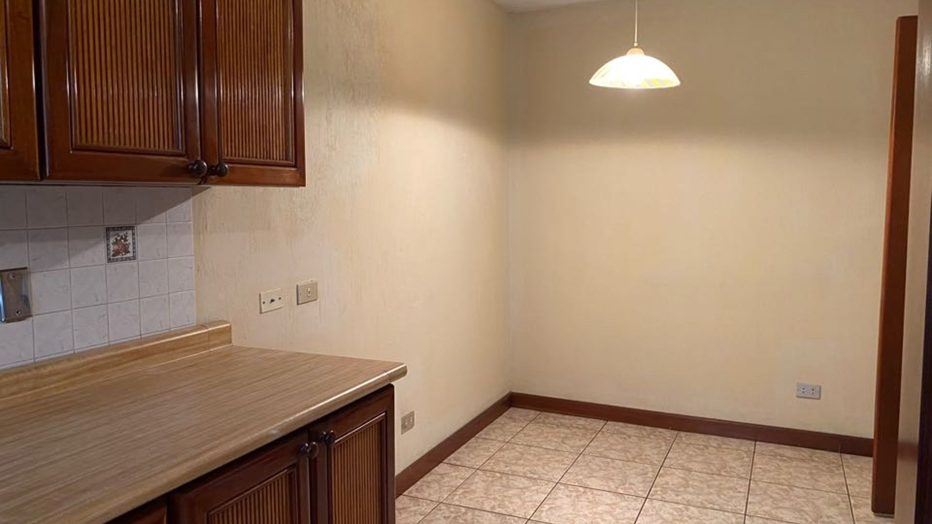 Casa en Renta en zona 11, Condominio en Mariscal - Miniatura 6