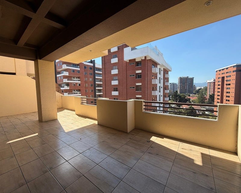 Apartamento en Renta y Venta – Edificio Castelar, Zona 10