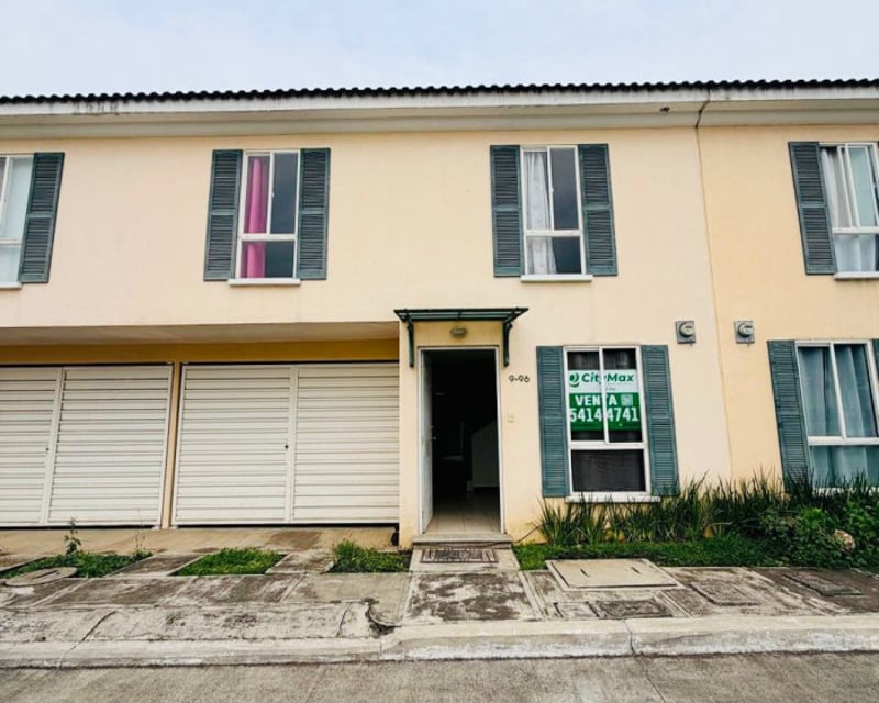 Casa en venta en Jardines de Verona Ciudad Santa Clara