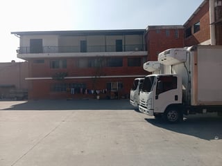 OPORTUNIDAD -VENDO BODEGA EN ZONA 6 - - 4