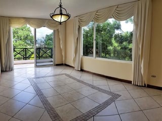 Casa en venta en San Lazaro para inversión Rentada - 4