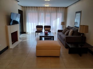 Apartamento en renta, en Zone 10 - Image 5