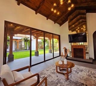 CASA EN VENTA EN ANTIGUA GUATEMALA