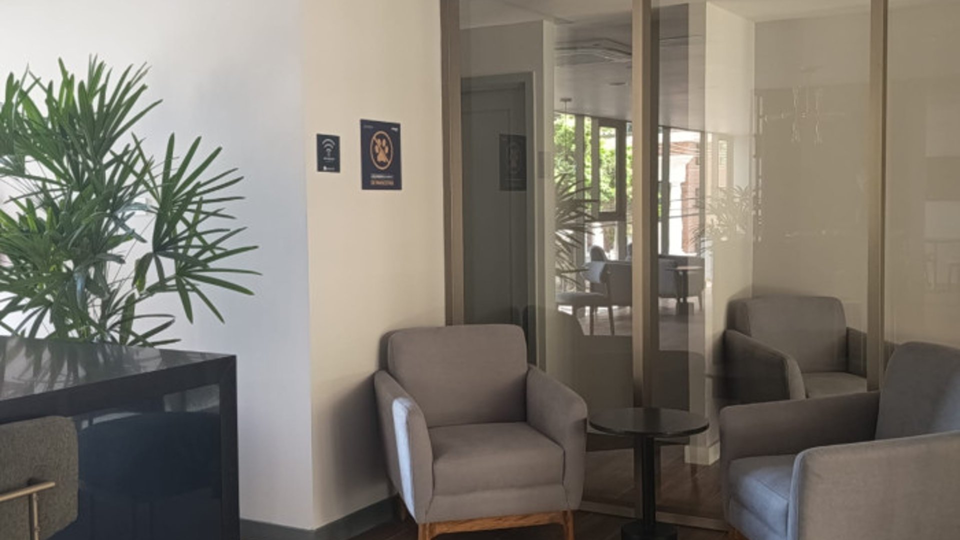 Apartamento en Venta en Zona 10 Edificio Atarah - Miniatura 3