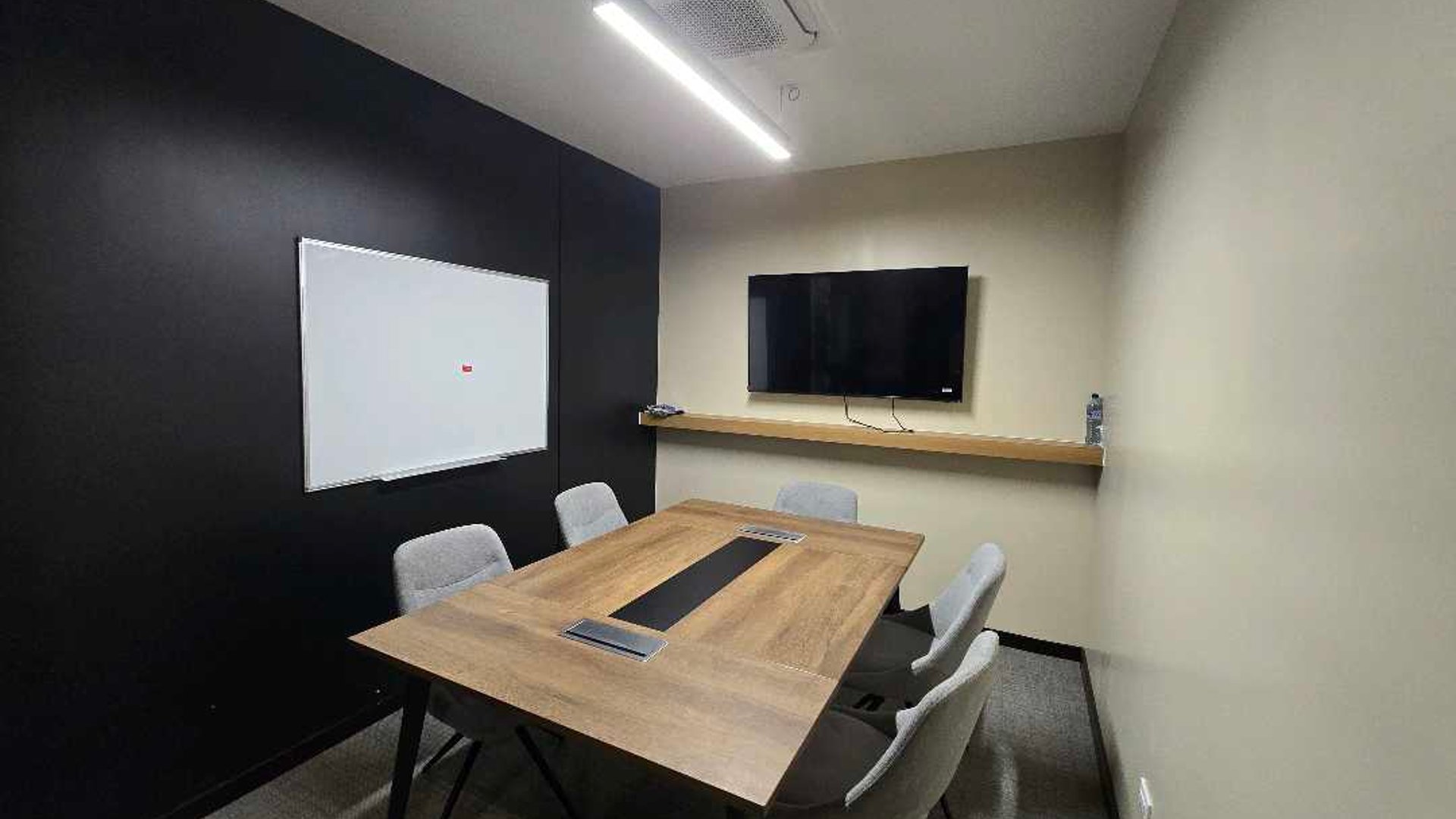 APARTAMENTO SEMIAMUEBLADO EN ALQUILER EN ZONA 13 - Miniatura 19